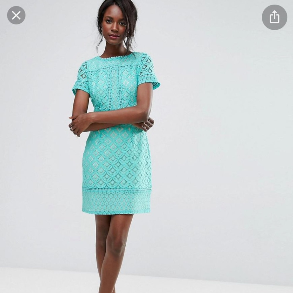Oasis Lace detail shift dress.